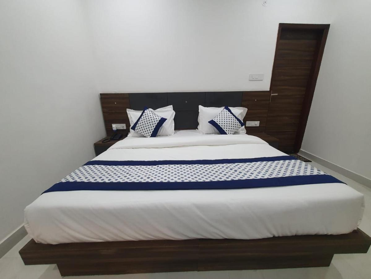 Hotel Kds Residency Greater Noida Exteriér fotografie